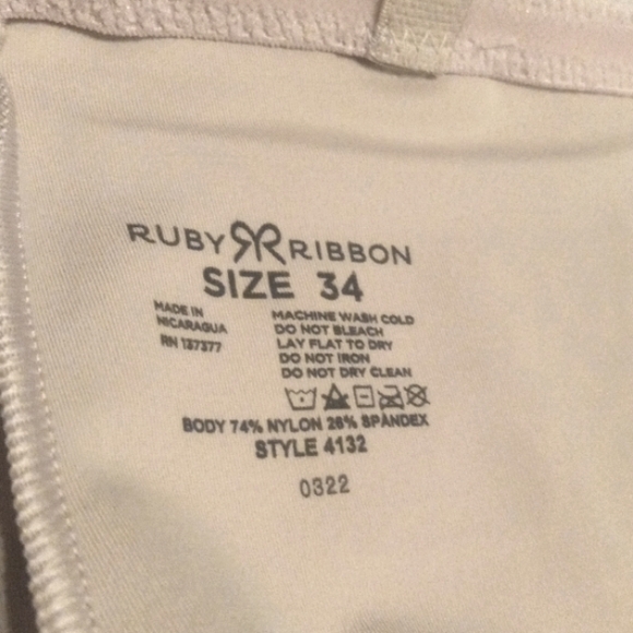 Ruby Ribbon Convertible Slip 34 New - Picture 4 of 6